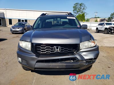Piąte zdjęcie samochodu w środku: 2013 HONDA RIDGELINE RTS VIN:5FPYK1F43DB004071 - miniatura