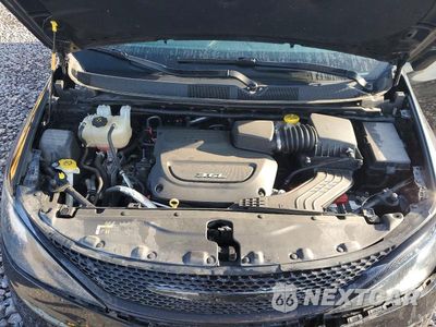 Zdjęcie 12 z 13 samochodu: 2018 CHRYSLER PACIFICA L VIN:2C4RC1AG8JR355876 - miniatura