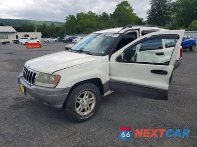 2003 JEEP GRAND CHEROKEE LAREDO 1J4GW48SX3C605828 - główne zdjęcie licytacji z USA - miniatura