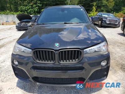 Piąte zdjęcie samochodu w środku: 2017 BMW X3 SDRIVE28I VIN:5UXWZ7C33H0V93426 - miniatura
