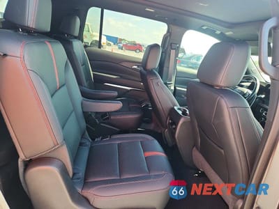 Zdjęcie 10 z 13 samochodu: 2025 CHEVROLET TRAVERSE RS VIN:1GNERLRS7SJ122733 - miniatura