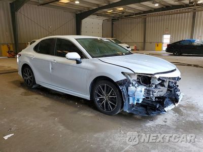 Czwarte zdjęcie samochodu z boku: 2022 TOYOTA CAMRY SE VIN:4T1G11AK6NU076030 - miniatura