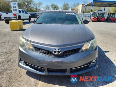 Piąte zdjęcie samochodu w środku: 2013 TOYOTA CAMRY SE VIN:4T1BF1FK8DU294196 - miniatura