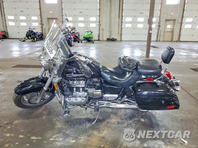 Trzecie zdjęcie samochodu z tyłu: 2003 HONDA GL1500 CD VIN:1HFSC34673A600874 - miniatura