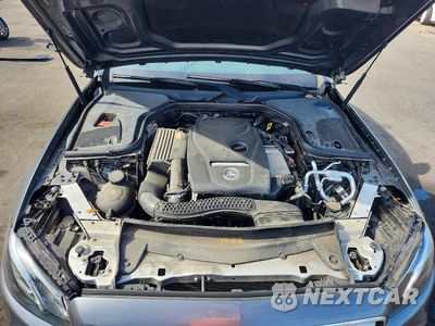 Zdjęcie 11 z 12 samochodu: 2017 MERCEDES-BENZ E 300 4MATIC VIN:WDDZF4KB5HA059326 - miniatura