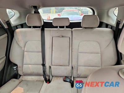 Zdjęcie 10 z 13 samochodu: 2018 HYUNDAI TUCSON SEL VIN:KM8J33A49JU712589 - miniatura