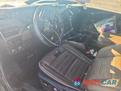 Zdjęcie 8 z 14 samochodu: 2025 GMC YUKON XL DENALI ULTIMATE VIN:1GKS2KRL2SR350115 - miniatura