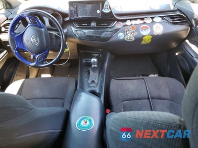 Zdjęcie 8 z 12 samochodu: 2018 TOYOTA C-HR XLE VIN:NMTKHMBX2JR053685 - miniatura