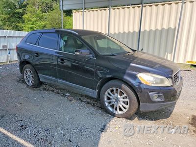 Czwarte zdjęcie samochodu z boku: 2010 VOLVO XC60 T6 4D SUV AWD VIN:YV4992DZ0A2023332 - miniatura