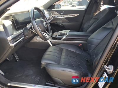 Zdjęcie 7 z 12 samochodu: 2024 BMW 740 I VIN:WBA23EH06RCR09080 - miniatura