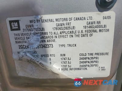 Zdjęcie 13 z 13 samochodu: 2005 CHEVROLET SILVERADO K1500 VIN:2GCEK13T551342373 - miniatura