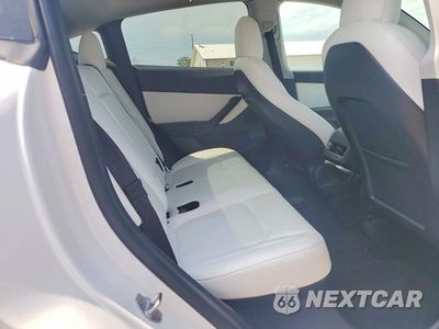 Zdjęcie 10 z 13 samochodu: 2021 TESLA MODEL Y VIN:5YJYGDEE1MF243625 - miniatura