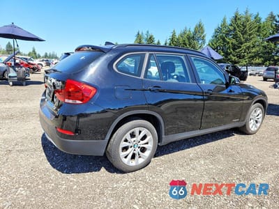Trzecie zdjęcie samochodu z tyłu: 2014 BMW X1 XDRIVE28I VIN:WBAVL1C57EVY10789 - miniatura