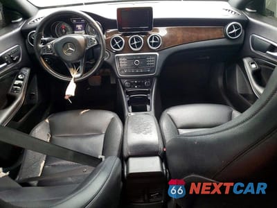 Zdjęcie 8 z 12 samochodu: 2015 MERCEDES-BENZ CLA 250 VIN:WDDSJ4EB4FN281180 - miniatura