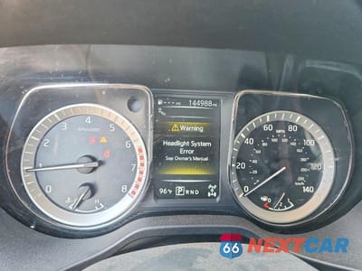 Zdjęcie 9 z 12 samochodu: 2018 NISSAN TITAN PLATINUM RESERVE VIN:1N6AA1E55JN531613 - miniatura