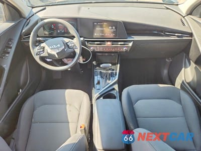 Zdjęcie 8 z 13 samochodu: 2026 KIA NIRO LX VIN:KNDCP3LE1T5330139 - miniatura