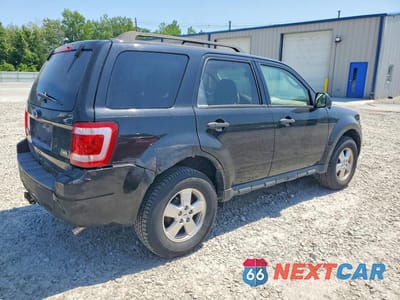 Trzecie zdjęcie samochodu z tyłu: 2011 FORD ESCAPE XLT VIN:1FMCU9DG0BKA02928 - miniatura