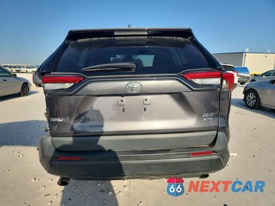 Zdjęcie 6 z 14 samochodu: 2022 TOYOTA RAV4 XLE PREMIUM VIN:2T3A1RFV3NC272507 - miniatura