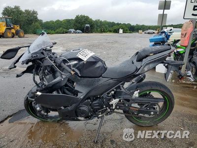 Trzecie zdjęcie samochodu z tyłu: 2022 KAWASAKI EX400 VIN:JKAEXKH10NDAH1704 - miniatura