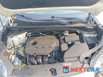 Zdjęcie 12 z 13 samochodu: 2017 KIA SPORTAGE VIN:KNDPM3ACXH7217569 - miniatura