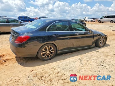 Trzecie zdjęcie samochodu z tyłu: 2017 MERCEDES-BENZ C 300 4MATIC VIN:55SWF4KB1HU205305 - miniatura