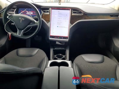 Zdjęcie 8 z 13 samochodu: 2016 TESLA MODEL S VIN:5YJSA1E16GF158948 - miniatura
