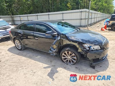 Czwarte zdjęcie samochodu z boku: 2016 BUICK LACROSSE VIN:1G4GB5G34GF153392 - miniatura