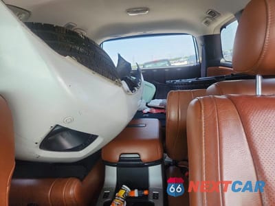 Zdjęcie 10 z 14 samochodu: 2008 TOYOTA SEQUOIA PLATINUM VIN:5TDZY67AX8S015339 - miniatura