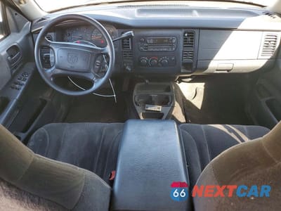 Zdjęcie 8 z 12 samochodu: 2004 DODGE DAKOTA QUAD SLT VIN:1D7HG48N14S693618 - miniatura