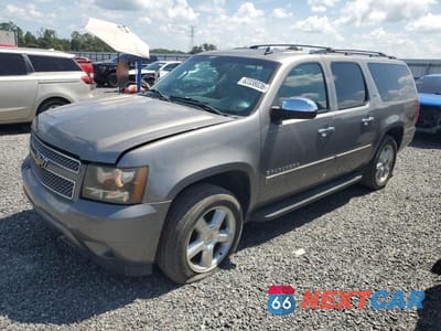 2008 CHEVROLET SUBURBAN K1500 LS 3GNFK16328G136074 - główne zdjęcie licytacji z USA - miniatura