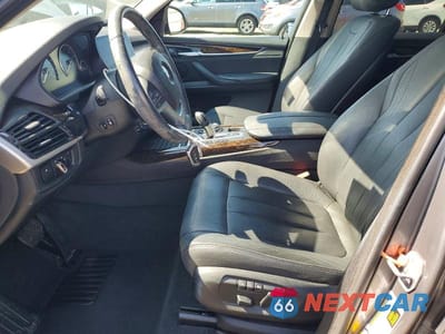 Zdjęcie 7 z 14 samochodu: 2016 BMW X5 XDRIVE35I VIN:5UXKR0C56G0P20319 - miniatura