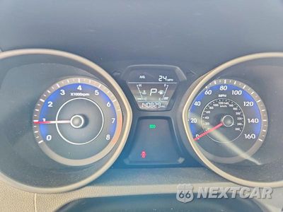 Zdjęcie 9 z 12 samochodu: 2016 HYUNDAI ELANTRA SE VIN:KMHDH4AE3GU633733 - miniatura