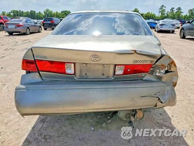 Zdjęcie 6 z 13 samochodu: 2000 TOYOTA CAMRY LE V6 VIN:4T1BF22K0YU105378 - miniatura