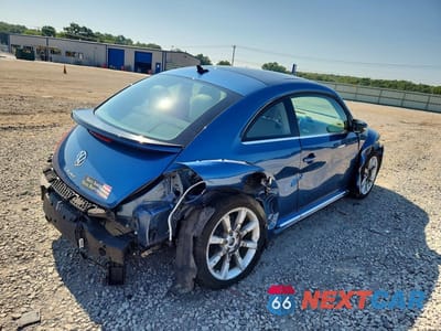 Trzecie zdjęcie samochodu z tyłu: 2019 VOLKSWAGEN BEETLE SE VIN:3VWJD7AT2KM717653 - miniatura