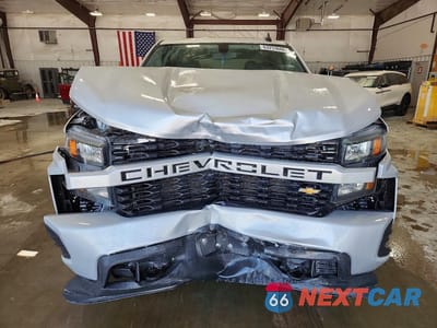 Piąte zdjęcie samochodu w środku: 2020 CHEVROLET SILVERADO C1500 CUSTOM VIN:3GCPWBEH6LG451716 - miniatura