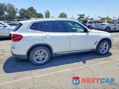 Trzecie zdjęcie samochodu z tyłu: 2019 BMW X3 SDRIVE30I VIN:5UXTR7C59KLF36659 - miniatura