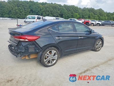 Trzecie zdjęcie samochodu z tyłu: 2017 HYUNDAI ELANTRA LIMITED VIN:KMHD84LF3HU147110 - miniatura