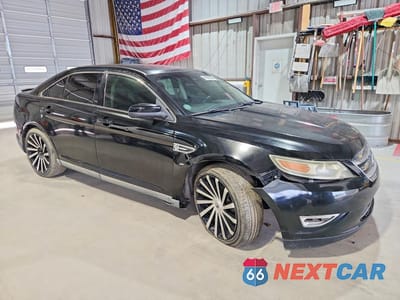 Czwarte zdjęcie samochodu z boku: 2011 FORD TAURUS SHO VIN:1FAHP2KT7BG162872 - miniatura