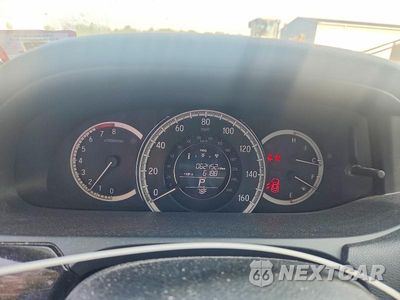 Zdjęcie 9 z 12 samochodu: 2016 HONDA ACCORD LX VIN:1HGCR2F32GA073490 - miniatura
