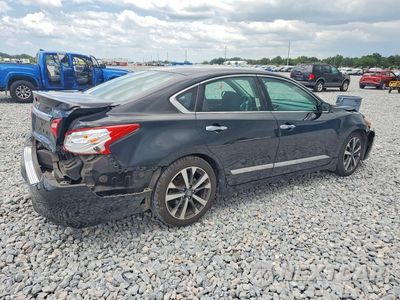 Trzecie zdjęcie samochodu z tyłu: 2016 NISSAN ALTIMA 2.5 SR VIN:1N4AL3AP2GC257975 - miniatura