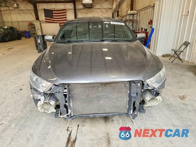 Piąte zdjęcie samochodu w środku: 2017 FORD TAURUS LIMITED VIN:1FAHP2F89HG102106 - miniatura