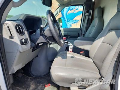 Zdjęcie 7 z 13 samochodu: 2024 FORD E450 BOX TRUCK VIN:1FDXE4FN2RDD24191 - miniatura
