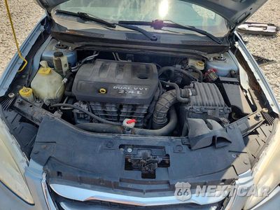 Zdjęcie 11 z 12 samochodu: 2012 CHRYSLER 200 LIMITED VIN:1C3CCBCB4CN257963 - miniatura