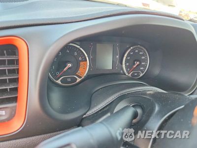 Zdjęcie 9 z 12 samochodu: 2020 JEEP RENEGADE SPORT VIN:ZACNJBAB4LPK92925 - miniatura