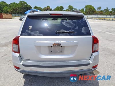 Zdjęcie 6 z 13 samochodu: 2014 JEEP COMPASS SPORT VIN:1C4NJCBB8ED539520 - miniatura