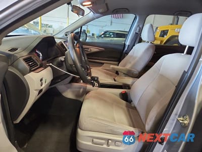 Zdjęcie 7 z 13 samochodu: 2017 HONDA PILOT EX VIN:5FNYF5H34HB001419 - miniatura