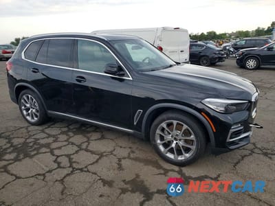 Czwarte zdjęcie samochodu z boku: 2020 BMW X5 XDRIVE40I VIN:5UXCR6C02L9B54213 - miniatura