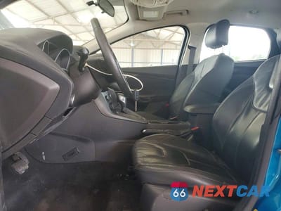 Zdjęcie 7 z 12 samochodu: 2015 FORD FOCUS SE VIN:1FADP3F23FL247159 - miniatura