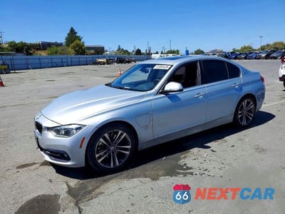 2017 BMW 330E WBA8E1C57HK895095 - główne zdjęcie licytacji z USA - miniatura