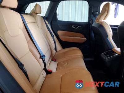 Zdjęcie 11 z 14 samochodu: 2021 VOLVO XC60 T6 INSCRIPTION VIN:YV4A22RL2M1710134 - miniatura